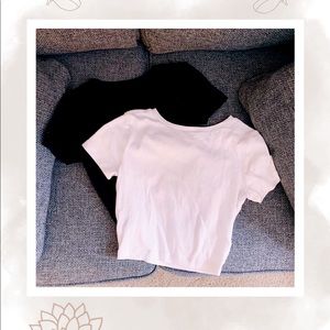 ✨BUNDLE✨ Cropped Tee’s